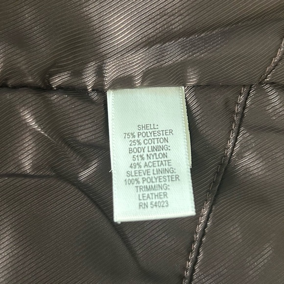 Banana Republic Men’s Raincoat Jacket - Picture 11 of 11